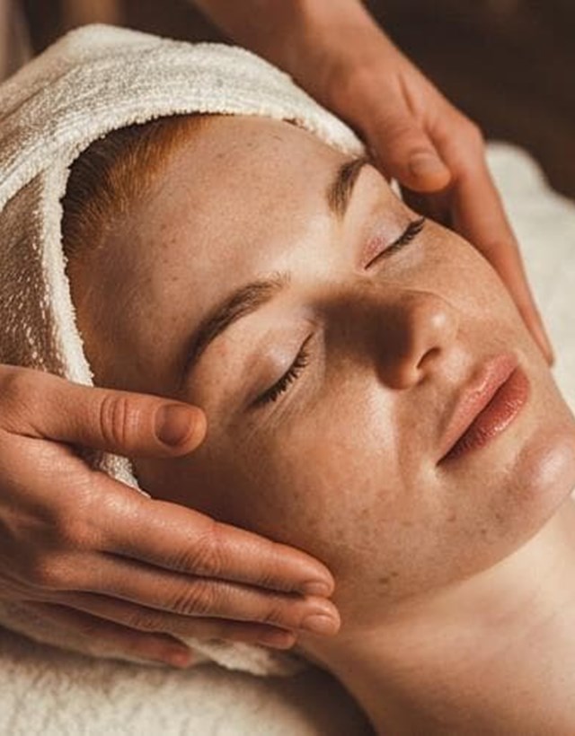 Certificado de Profesionalidad en Estética - Nivel II